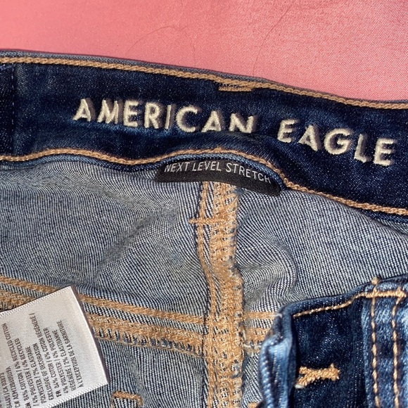 american eagle ripped jeans - Picture 7 of 8